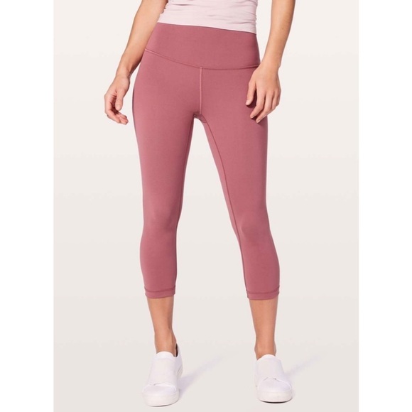 Lululemon Wunder Under Hi-Rise Crop Full-On Luxtreme 21" / So Merlot Sz 10 - Picture 1 of 10